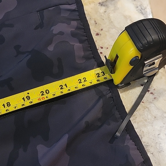 ZYIA ACTIVE FOREST CAMO ZIPPER HOODIE JACKET. - Picture 12 of 12